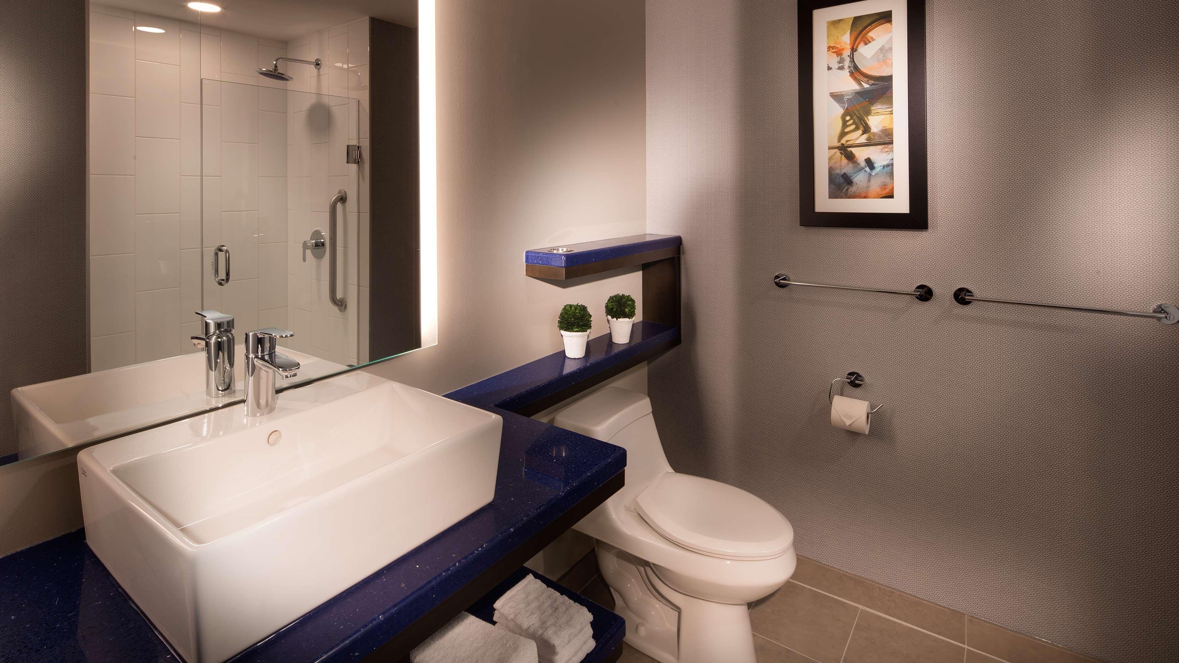 Glo Best Western Kanata Ottawa West Εξωτερικό φωτογραφία