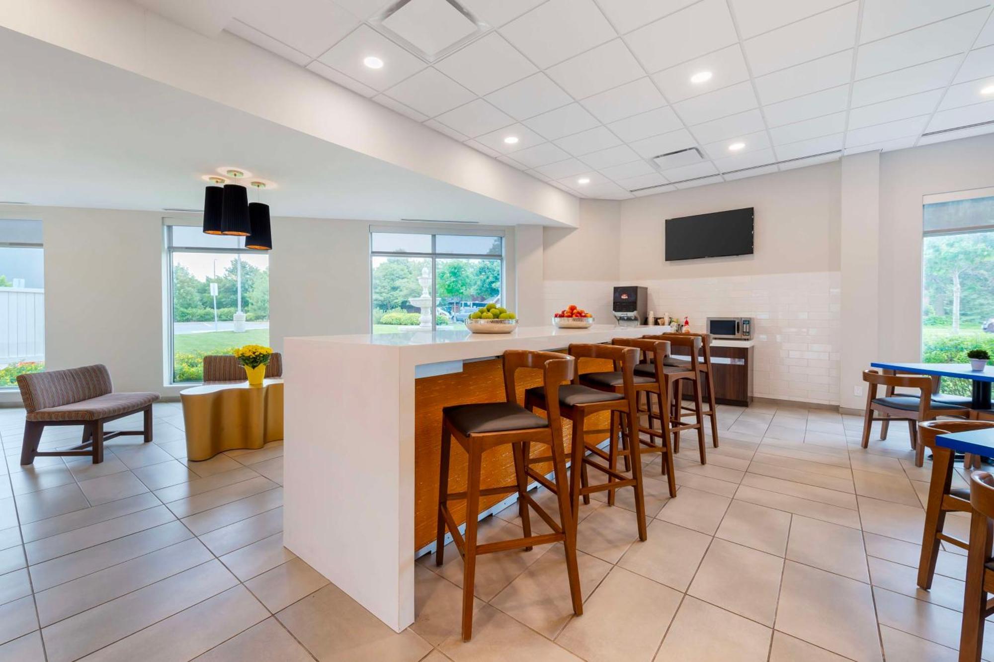 Glo Best Western Kanata Ottawa West Εξωτερικό φωτογραφία